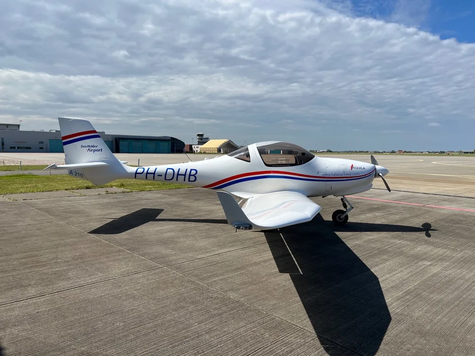 PH-DHB of Aeroclub Maritime on the apron at Lelystad Airport