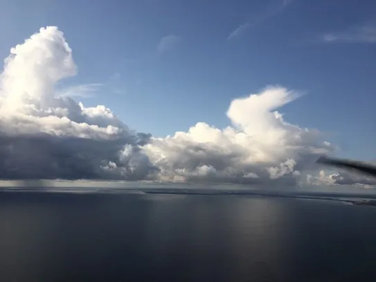 Start van de terugvlucht tijdens de reis naar Zweden